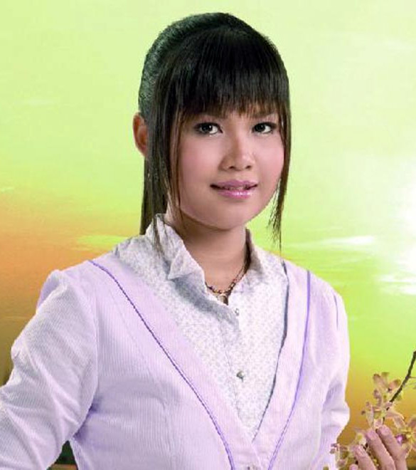 ตั๊กแตน ชลดา - IsanGate : ประตูสู่อีสานบ้านเฮา